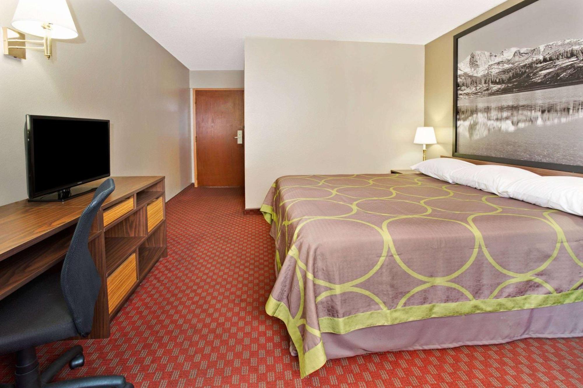 Super 8 By Wyndham Longmont/Del Camino Hotel Buitenkant foto